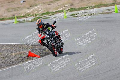 media/Mar-05-2023-TrackXperience (Sun) [[a95d40e56a]]/Group 2/session 2 turn 4/